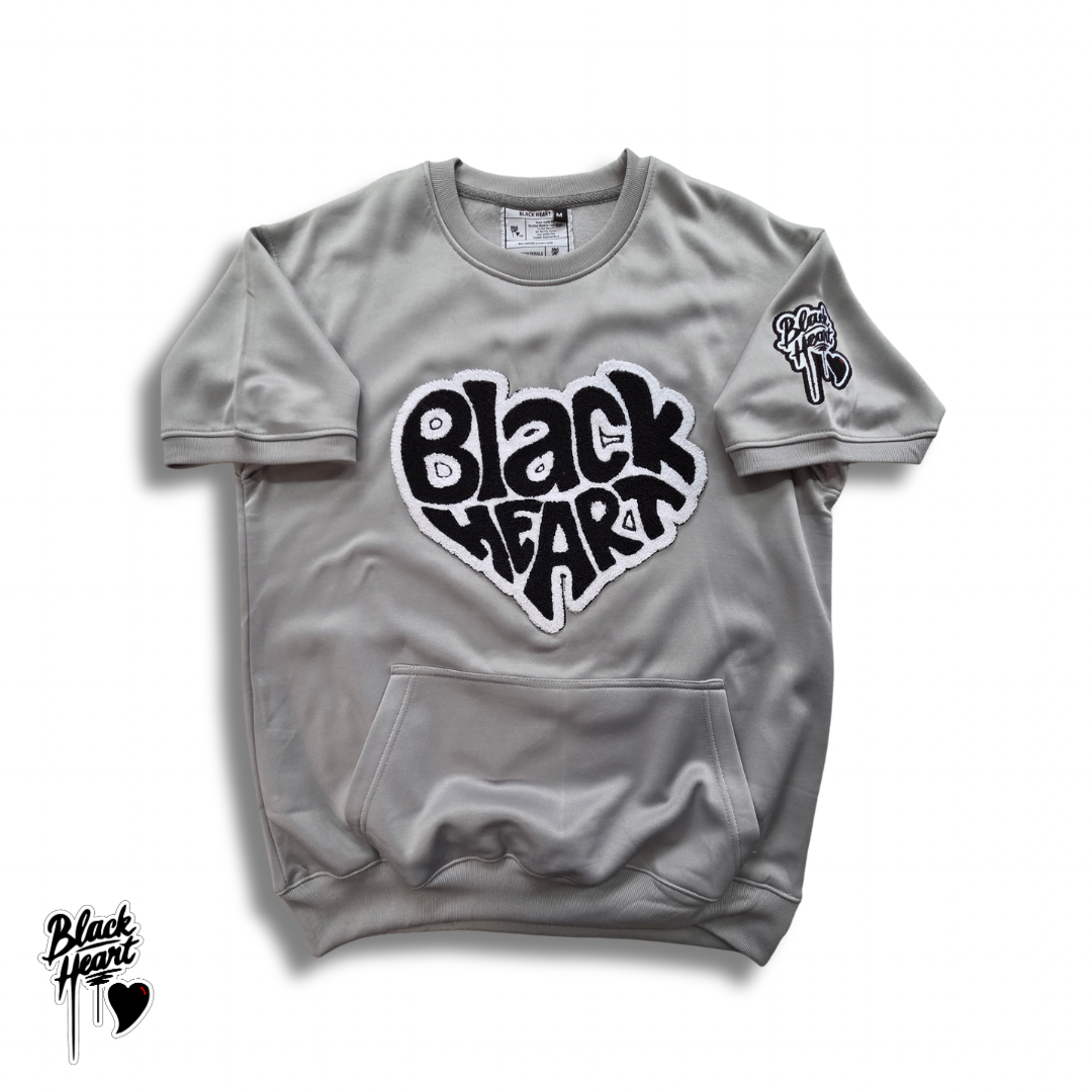 Black Heart Signature KISS Short Sleeve Sweatshirt